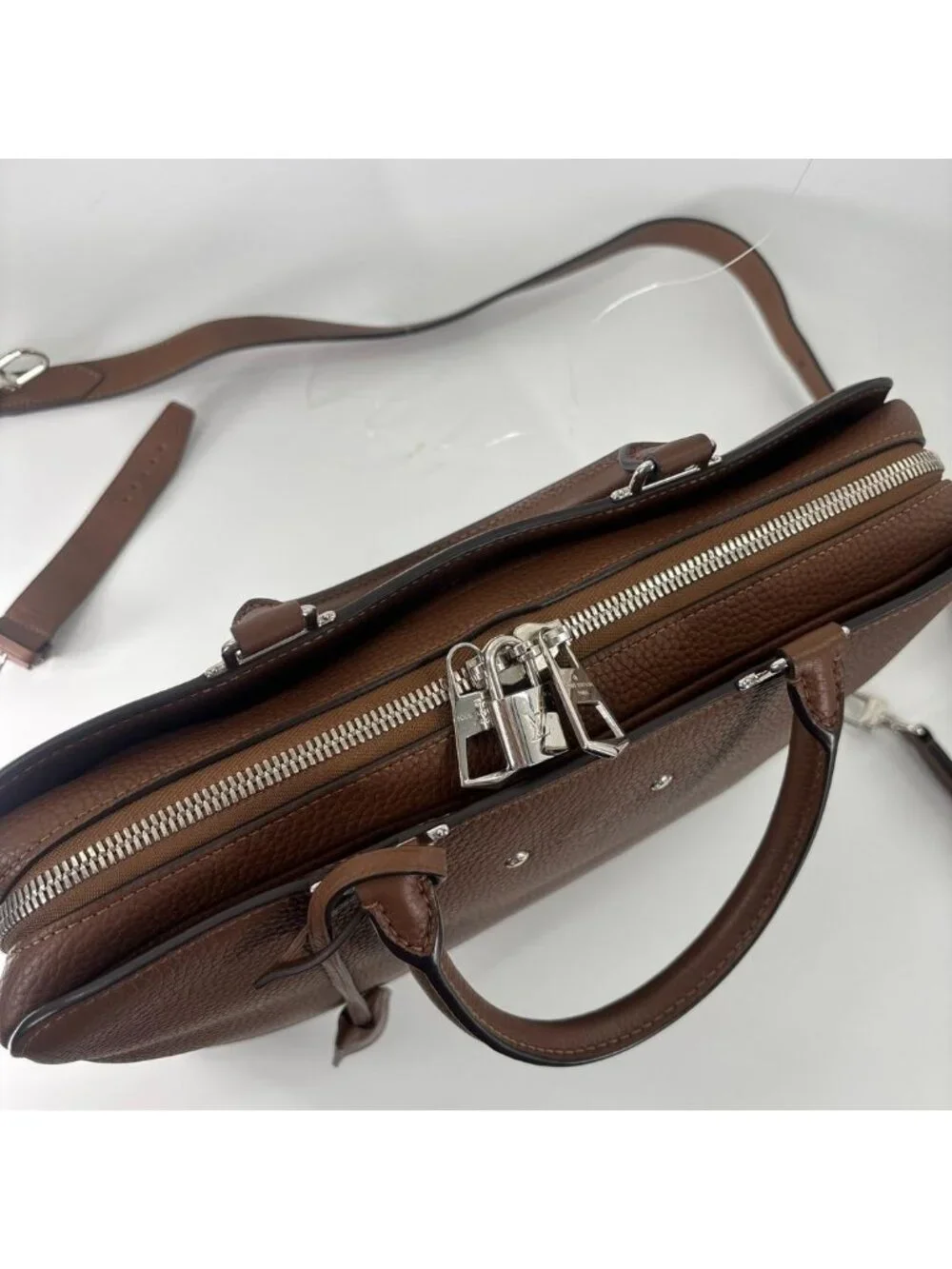 Louis Vuitton Taurillon Leather Alma Briefcase Business